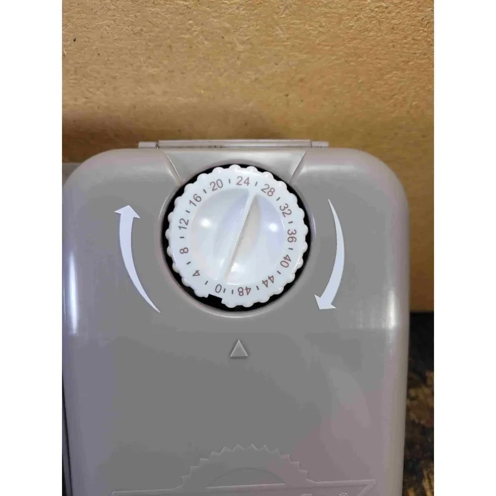 PetSafe Automatic 2 Meal Pet Feeder with Battery Powered Programmable Timer
